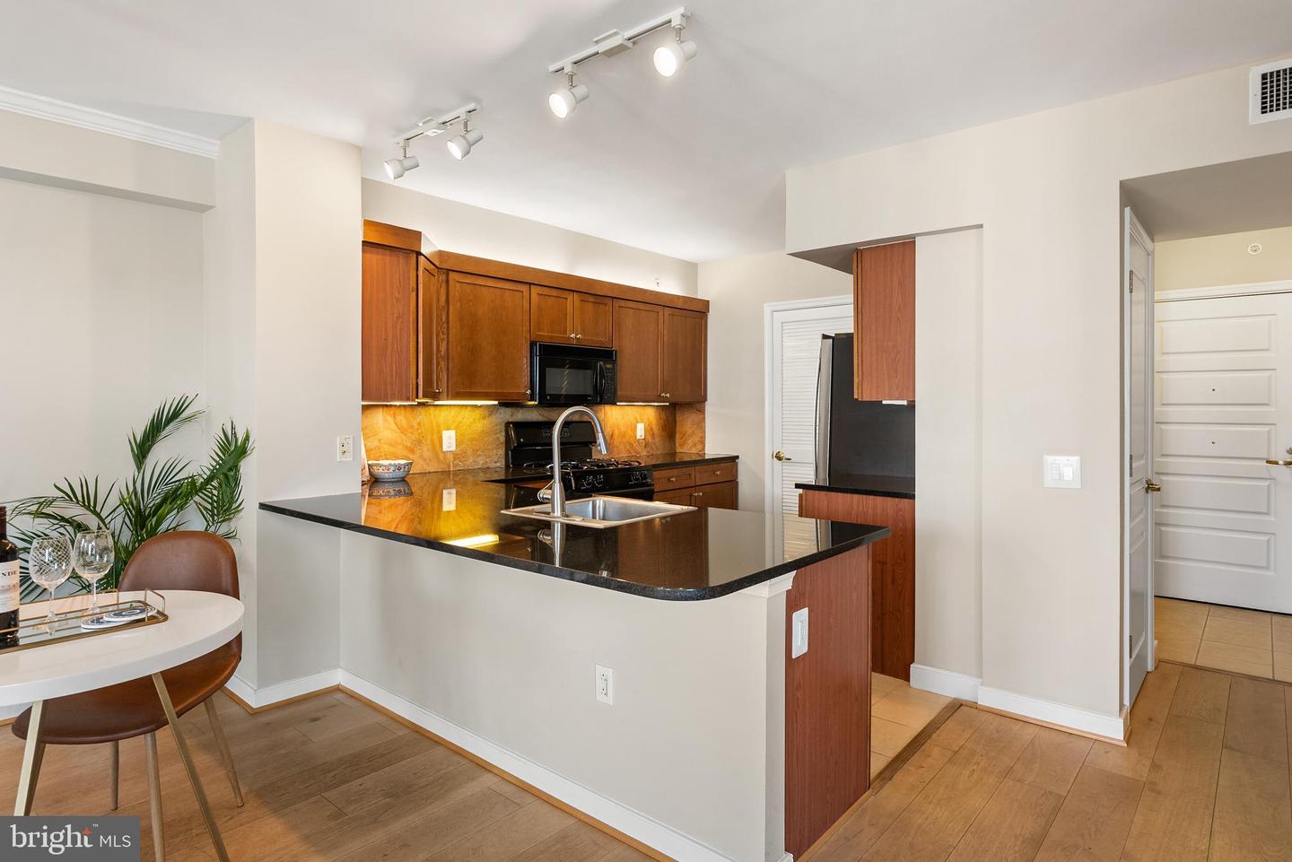 616 E ST NW #1019, WASHINGTON, District Of Columbia 20004, 1 Bedroom Bedrooms, ,1 BathroomBathrooms,Residential,For sale,616 E ST NW #1019,DCDC2195508 MLS # DCDC2195508