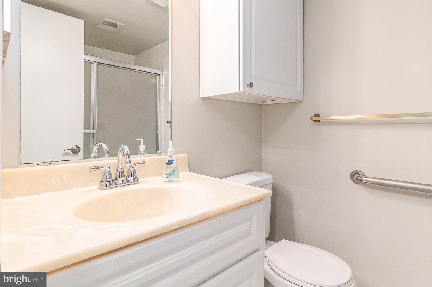 8909 APPLECROSS LN, SPRINGFIELD, Virginia 22153, 4 Bedrooms Bedrooms, ,3 BathroomsBathrooms,Residential,For sale,8909 APPLECROSS LN,VAFX2236278 MLS # VAFX2236278