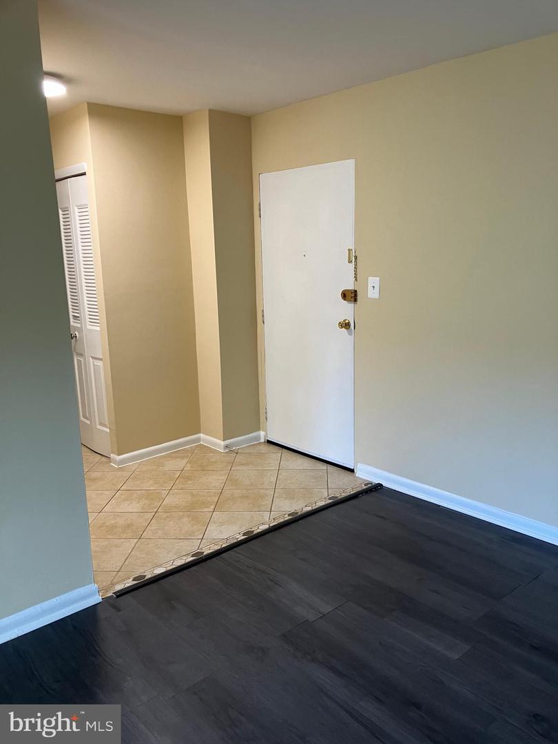 6137 LEESBURG PIKE #301, FALLS CHURCH, Virginia 22041, 1 Bedroom Bedrooms, ,1 BathroomBathrooms,Residential,For sale,6137 LEESBURG PIKE #301,VAFX2236884 MLS # VAFX2236884