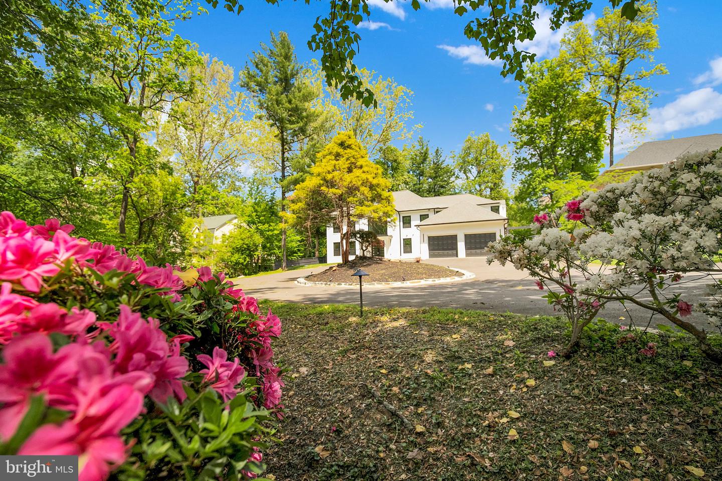 7332 OLD DOMINION DR, MCLEAN, Virginia 22101, 5 Bedrooms Bedrooms, ,6 BathroomsBathrooms,Residential,For sale,7332 OLD DOMINION DR,VAFX2236966 MLS # VAFX2236966