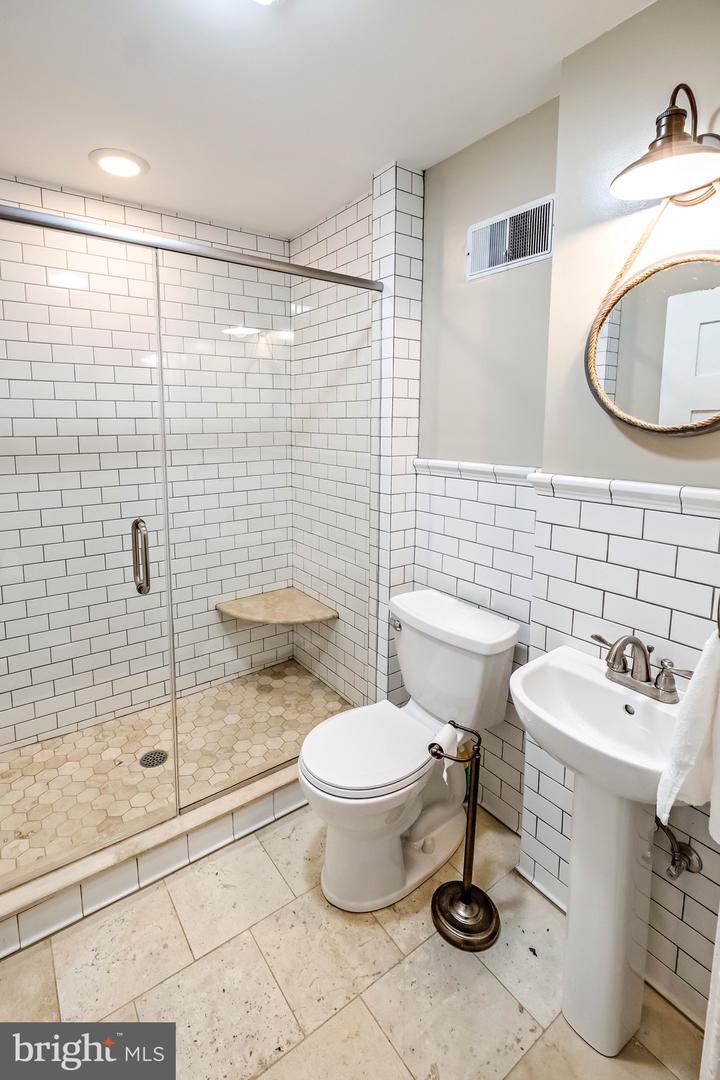 115 THOMPSON ST, TAZEWELL, Virginia 24651, 8 Bedrooms Bedrooms, ,5 BathroomsBathrooms,Residential,For sale,115 THOMPSON ST,VATW2000016 MLS # VATW2000016