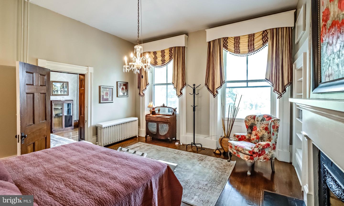 115 THOMPSON ST, TAZEWELL, Virginia 24651, 8 Bedrooms Bedrooms, ,5 BathroomsBathrooms,Residential,For sale,115 THOMPSON ST,VATW2000016 MLS # VATW2000016