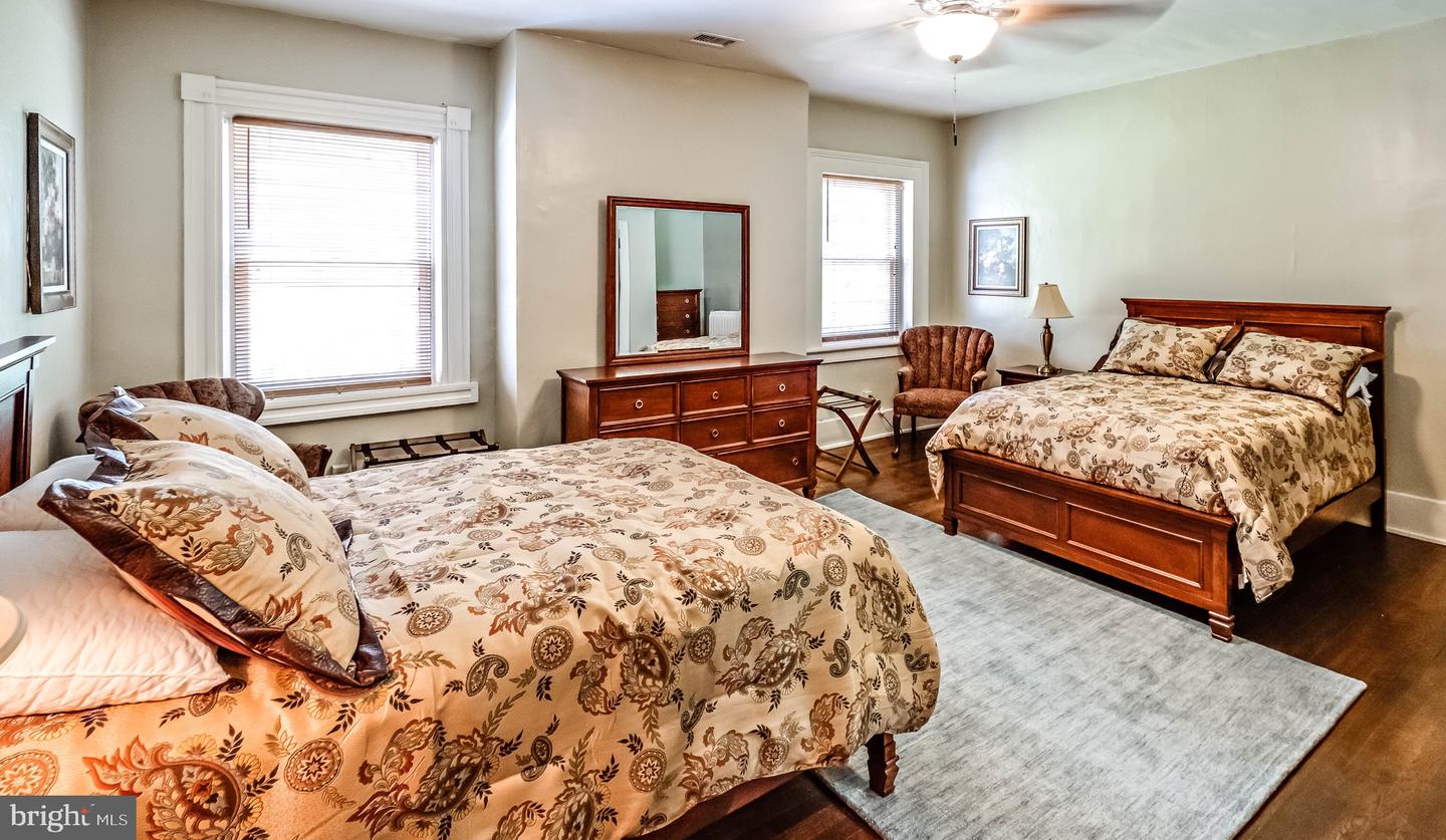 115 THOMPSON ST, TAZEWELL, Virginia 24651, 8 Bedrooms Bedrooms, ,5 BathroomsBathrooms,Residential,For sale,115 THOMPSON ST,VATW2000016 MLS # VATW2000016
