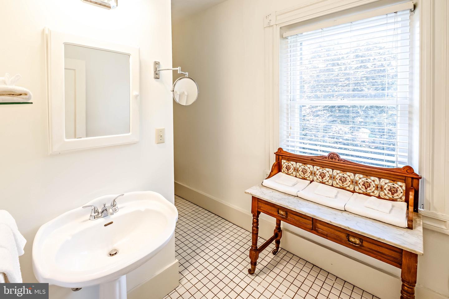 115 THOMPSON ST, TAZEWELL, Virginia 24651, 8 Bedrooms Bedrooms, ,5 BathroomsBathrooms,Residential,For sale,115 THOMPSON ST,VATW2000016 MLS # VATW2000016