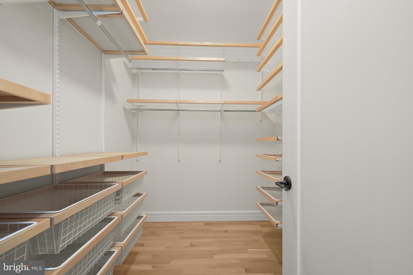 3303 NW WATER ST NW #3B, WASHINGTON, District Of Columbia 20007, 1 Bedroom Bedrooms, ,1 BathroomBathrooms,Residential,For sale,3303 NW WATER ST NW #3B,DCDC2197844 MLS # DCDC2197844