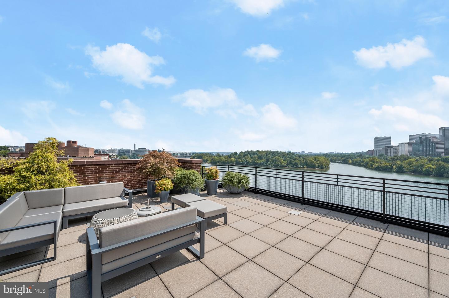 3303 NW WATER ST NW #3B, WASHINGTON, District Of Columbia 20007, 1 Bedroom Bedrooms, ,1 BathroomBathrooms,Residential,For sale,3303 NW WATER ST NW #3B,DCDC2197844 MLS # DCDC2197844