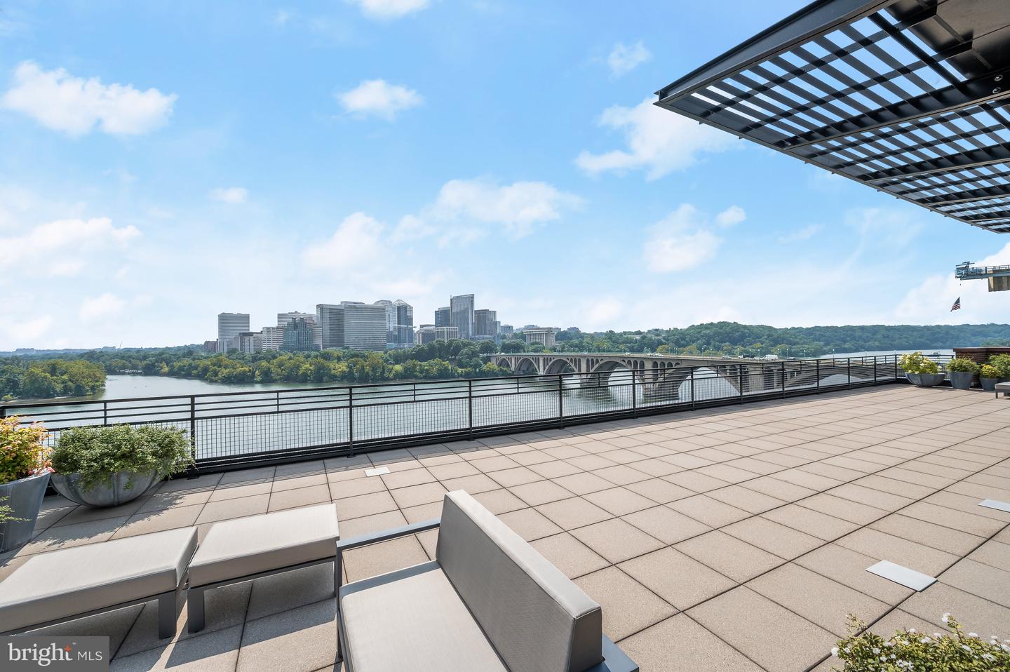3303 NW WATER ST NW #3B, WASHINGTON, District Of Columbia 20007, 1 Bedroom Bedrooms, ,1 BathroomBathrooms,Residential,For sale,3303 NW WATER ST NW #3B,DCDC2197844 MLS # DCDC2197844