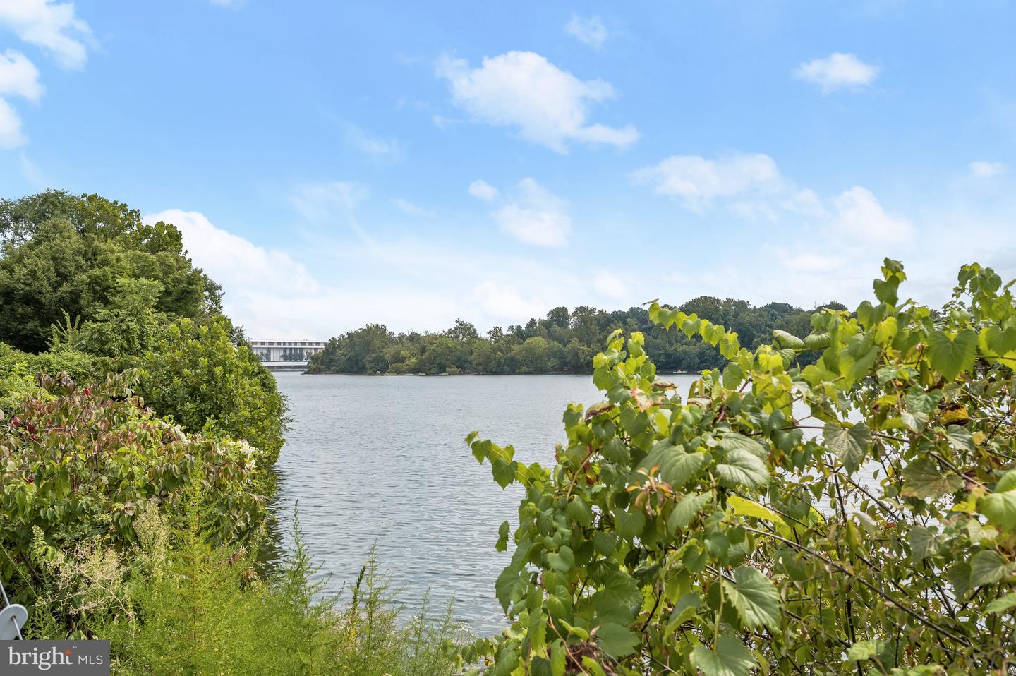 3303 NW WATER ST NW #3B, WASHINGTON, District Of Columbia 20007, 1 Bedroom Bedrooms, ,1 BathroomBathrooms,Residential,For sale,3303 NW WATER ST NW #3B,DCDC2197844 MLS # DCDC2197844