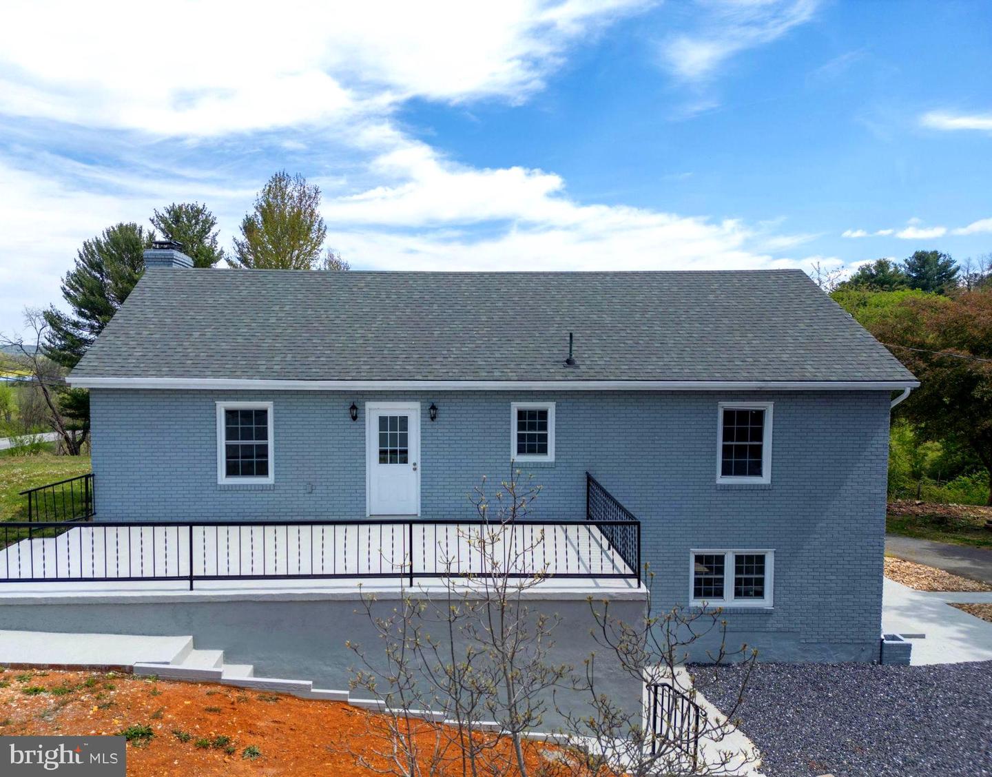 50 INDIAN RIDGE RD, GREENVILLE, Virginia 24440, 4 Bedrooms Bedrooms, ,3 BathroomsBathrooms,Residential,For sale,50 INDIAN RIDGE RD,VAAG2000572 MLS # VAAG2000572