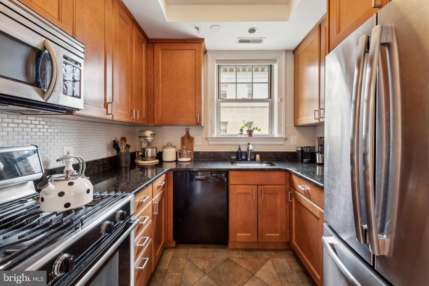 3220 17TH ST NW #309, WASHINGTON, District Of Columbia 20010, 2 Bedrooms Bedrooms, ,2 BathroomsBathrooms,Residential,For sale,3220 17TH ST NW #309,DCDC2197696 MLS # DCDC2197696