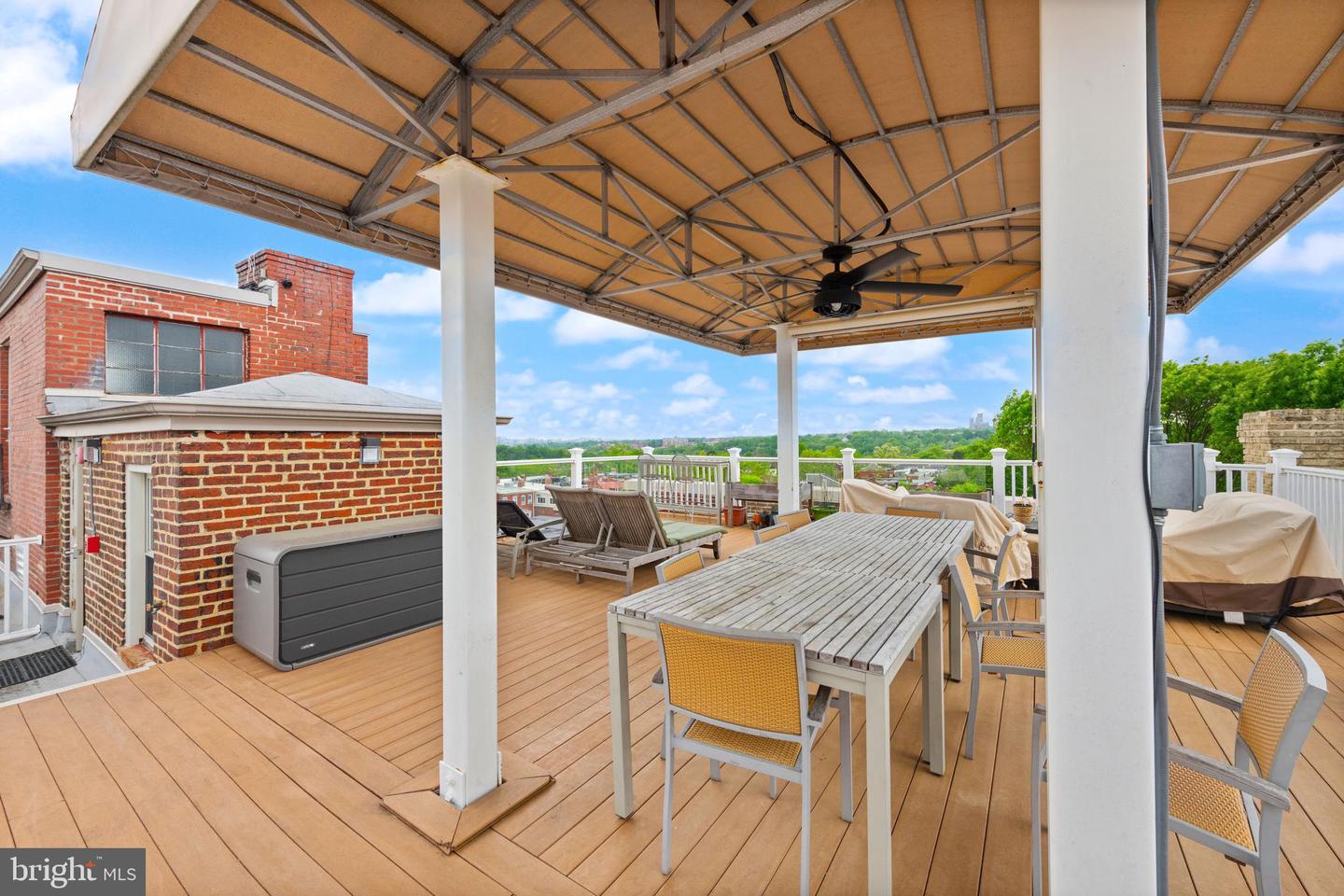 3220 17TH ST NW #309, WASHINGTON, District Of Columbia 20010, 2 Bedrooms Bedrooms, ,2 BathroomsBathrooms,Residential,For sale,3220 17TH ST NW #309,DCDC2197696 MLS # DCDC2197696