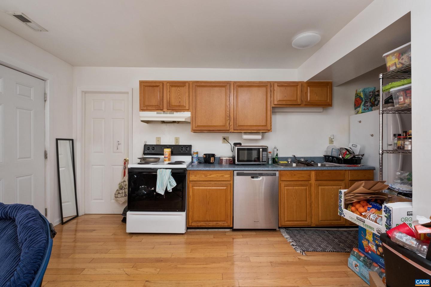1124 PRESTON AVE, CHARLOTTESVILLE, Virginia 22903, 8 Bedrooms Bedrooms, ,5 BathroomsBathrooms,Residential,For sale,1124 PRESTON AVE,663809 MLS # 663809