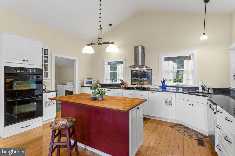 9586 BRUNK SPRING LN, BROADWAY, Virginia 22815, 3 Bedrooms Bedrooms, ,3 BathroomsBathrooms,Residential,For sale,9586 BRUNK SPRING LN,VARO2002246 MLS # VARO2002246