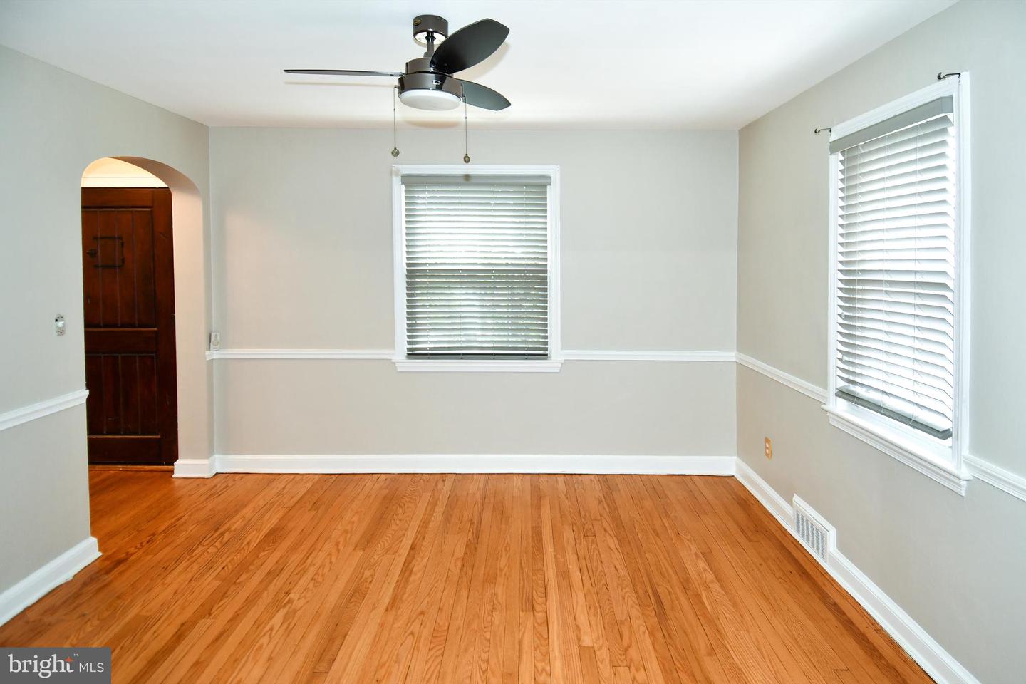 1714 33RD PL SE, WASHINGTON, District Of Columbia 20020, 4 Bedrooms Bedrooms, ,2 BathroomsBathrooms,Residential,For sale,1714 33RD PL SE,DCDC2188104 MLS # DCDC2188104