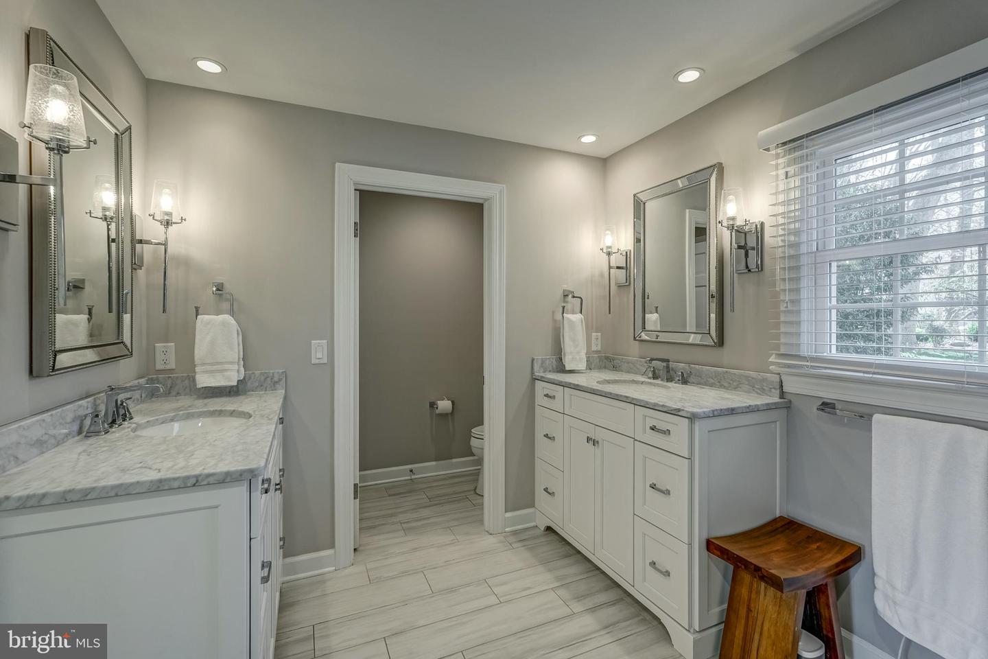 153 THOMAS DALE, WILLIAMSBURG, Virginia 23185, 5 Bedrooms Bedrooms, 12 Rooms Rooms,3 BathroomsBathrooms,Residential,For sale,153 THOMAS DALE,VAJC2000430 MLS # VAJC2000430