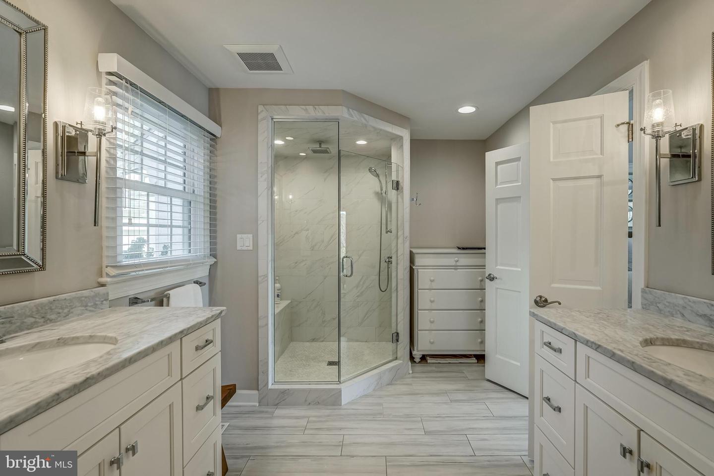 153 THOMAS DALE, WILLIAMSBURG, Virginia 23185, 5 Bedrooms Bedrooms, 12 Rooms Rooms,3 BathroomsBathrooms,Residential,For sale,153 THOMAS DALE,VAJC2000430 MLS # VAJC2000430