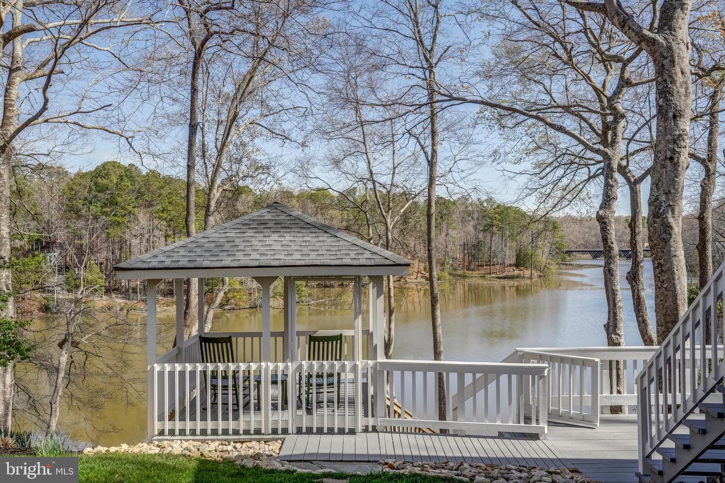 153 THOMAS DALE, WILLIAMSBURG, Virginia 23185, 5 Bedrooms Bedrooms, 12 Rooms Rooms,3 BathroomsBathrooms,Residential,For sale,153 THOMAS DALE,VAJC2000430 MLS # VAJC2000430