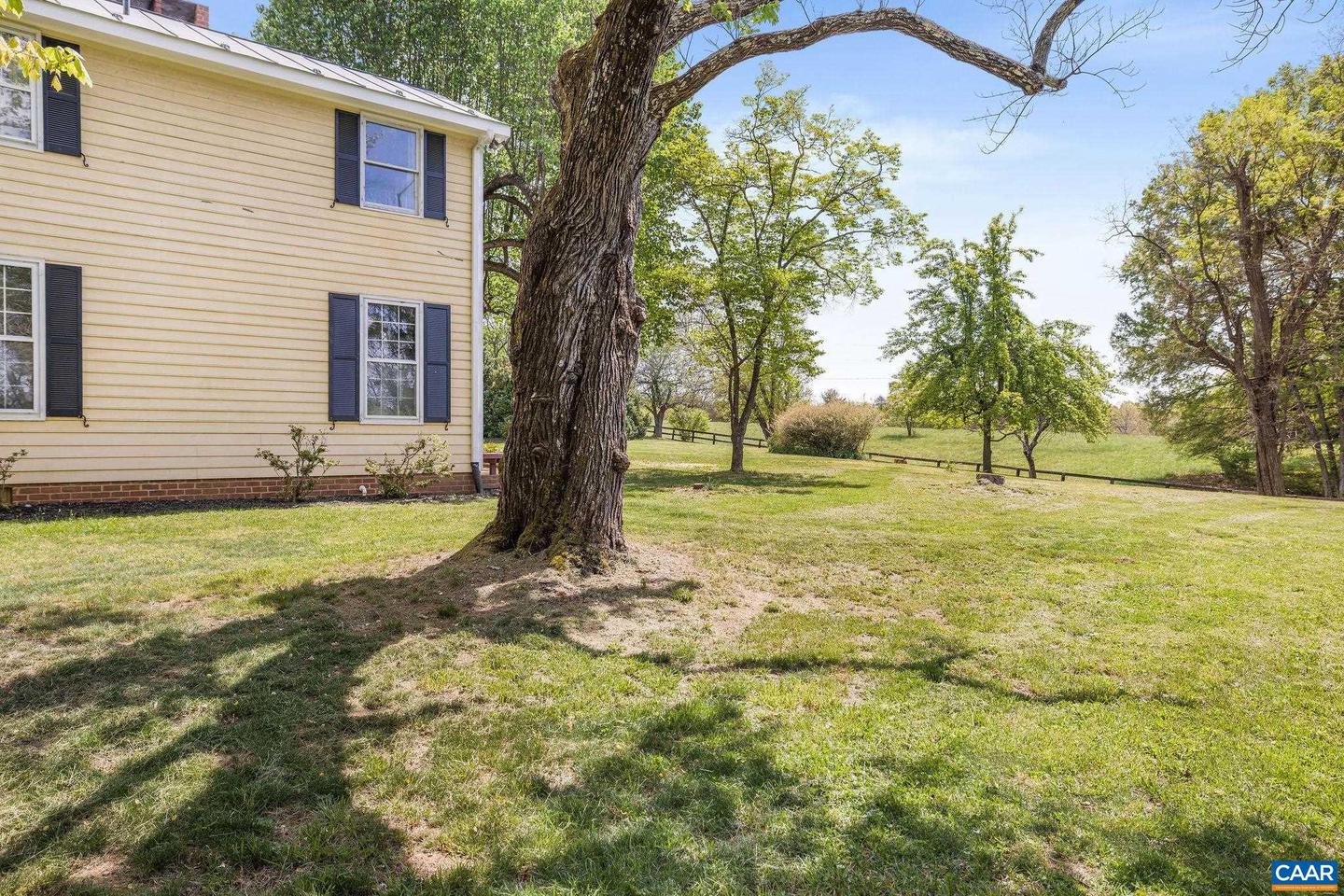 2176 LINDSAY RD, GORDONSVILLE, Virginia 22942, 3 Bedrooms Bedrooms, ,2 BathroomsBathrooms,Farm,For sale,2176 LINDSAY RD,663874 MLS # 663874
