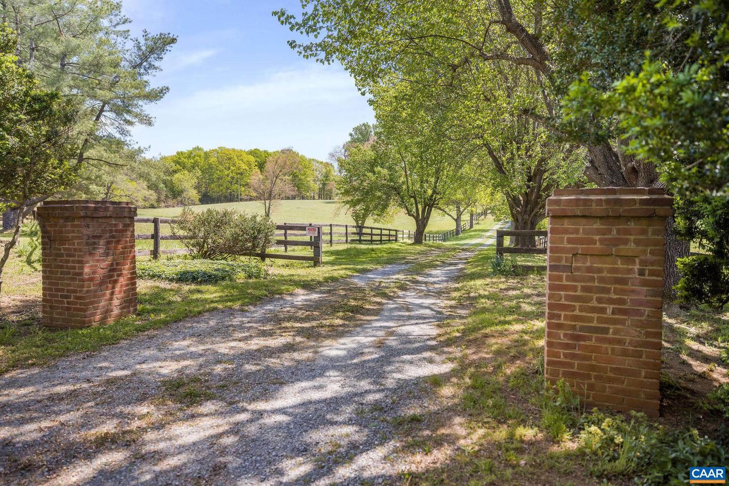 2176 LINDSAY RD, GORDONSVILLE, Virginia 22942, 3 Bedrooms Bedrooms, ,2 BathroomsBathrooms,Farm,For sale,2176 LINDSAY RD,663874 MLS # 663874