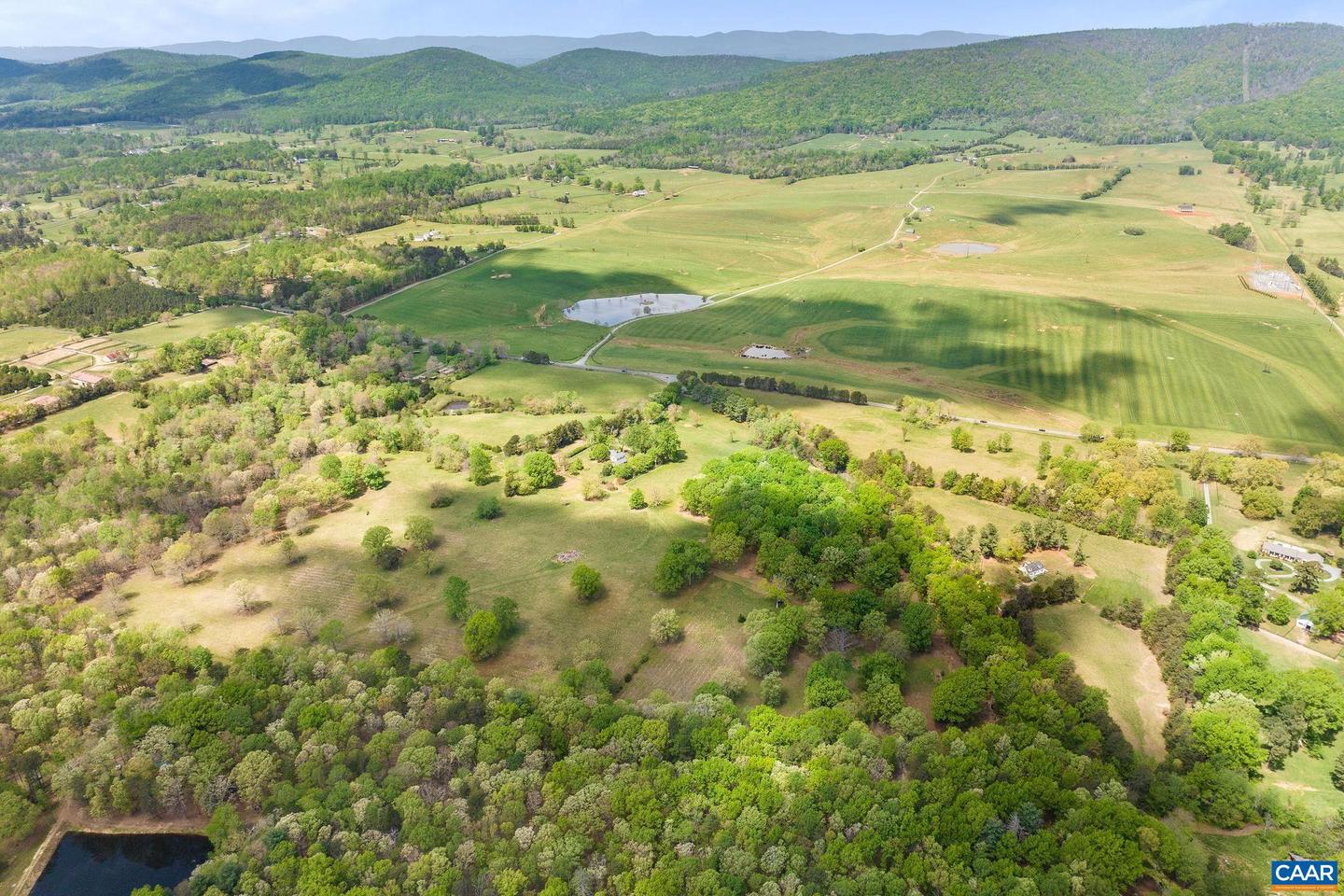 2176 LINDSAY RD, GORDONSVILLE, Virginia 22942, 3 Bedrooms Bedrooms, ,2 BathroomsBathrooms,Farm,For sale,2176 LINDSAY RD,663874 MLS # 663874