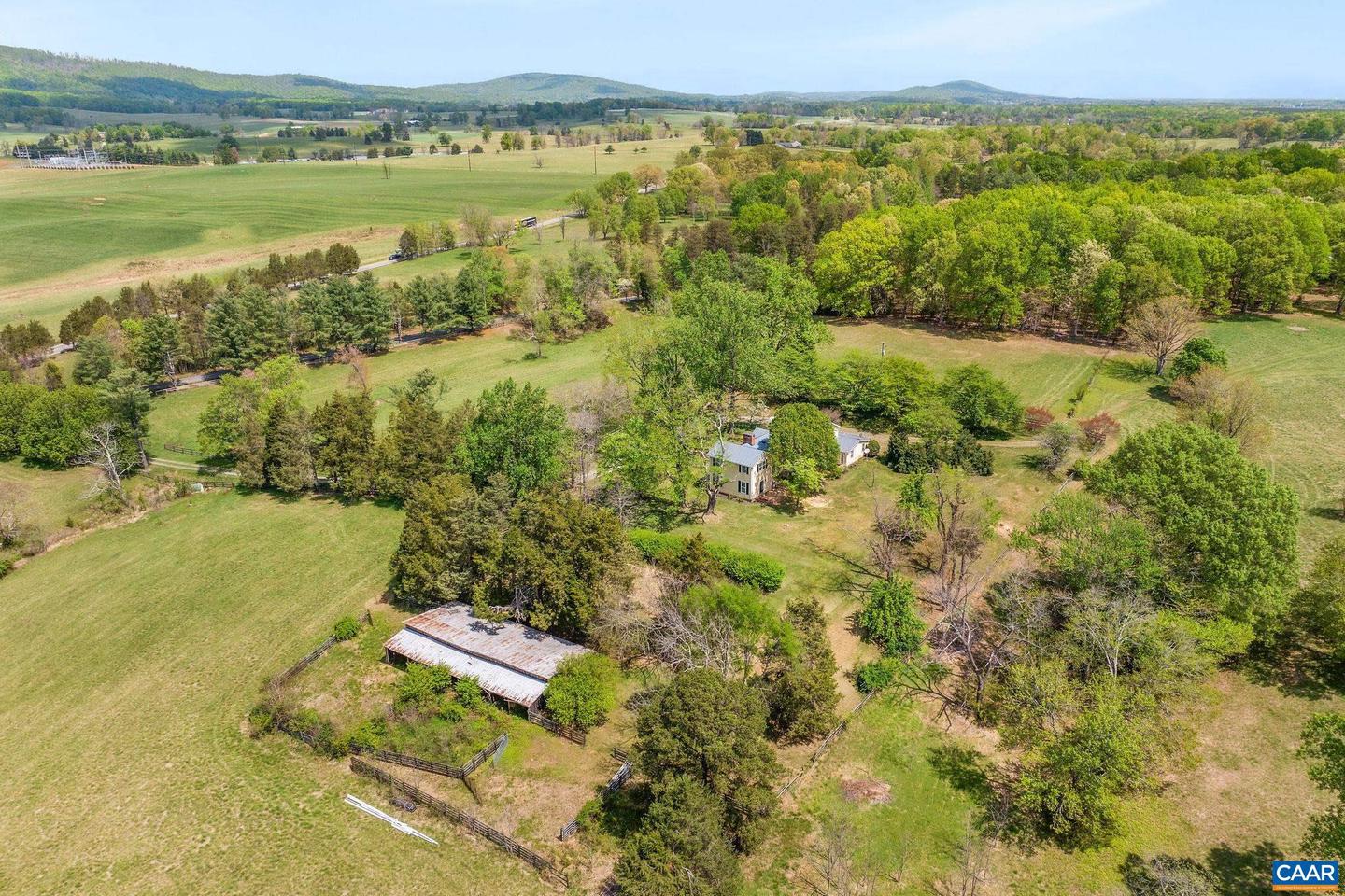 2176 LINDSAY RD, GORDONSVILLE, Virginia 22942, 3 Bedrooms Bedrooms, ,2 BathroomsBathrooms,Farm,For sale,2176 LINDSAY RD,663874 MLS # 663874