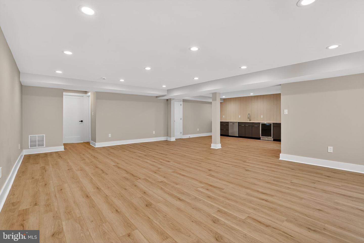 13907 WHETSTONE MANOR COURT, CLIFTON, Virginia 20124, 6 Bedrooms Bedrooms, ,5 BathroomsBathrooms,Residential,For sale,13907 WHETSTONE MANOR COURT,VAFX2227990 MLS # VAFX2227990
