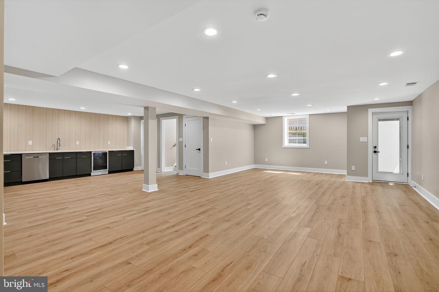 13907 WHETSTONE MANOR COURT, CLIFTON, Virginia 20124, 6 Bedrooms Bedrooms, ,5 BathroomsBathrooms,Residential,For sale,13907 WHETSTONE MANOR COURT,VAFX2227990 MLS # VAFX2227990