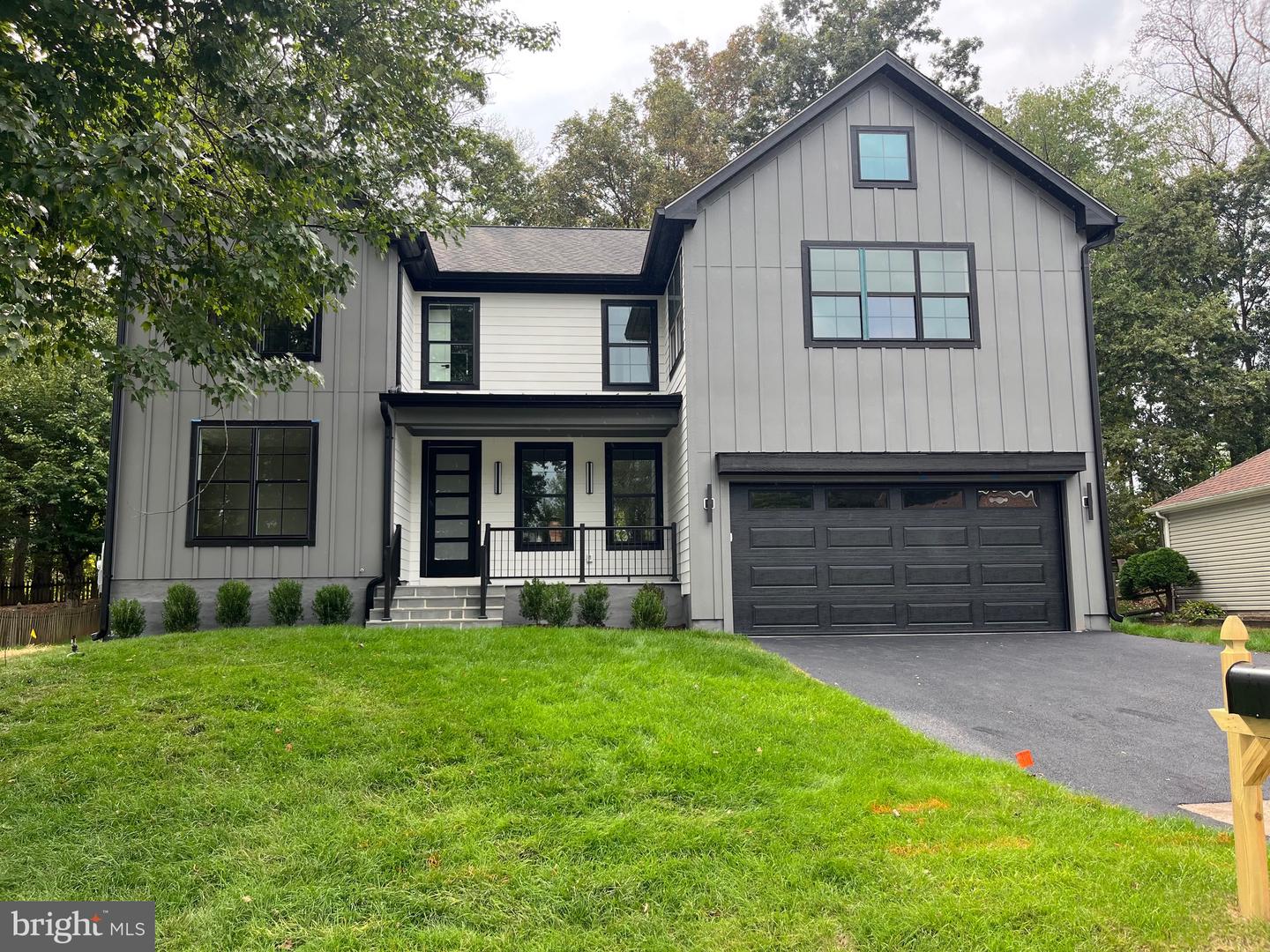 13907 WHETSTONE MANOR COURT, CLIFTON, Virginia 20124, 6 Bedrooms Bedrooms, ,5 BathroomsBathrooms,Residential,For sale,13907 WHETSTONE MANOR COURT,VAFX2227990 MLS # VAFX2227990