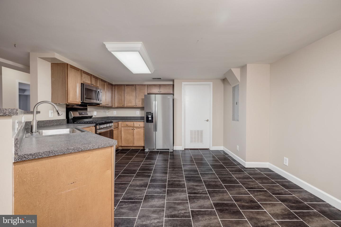 1465-B N VAN DORN ST, ALEXANDRIA, Virginia 22304, 1 Bedroom Bedrooms, ,1 BathroomBathrooms,Residential,For sale,1465-B N VAN DORN ST,VAAX2043696 MLS # VAAX2043696