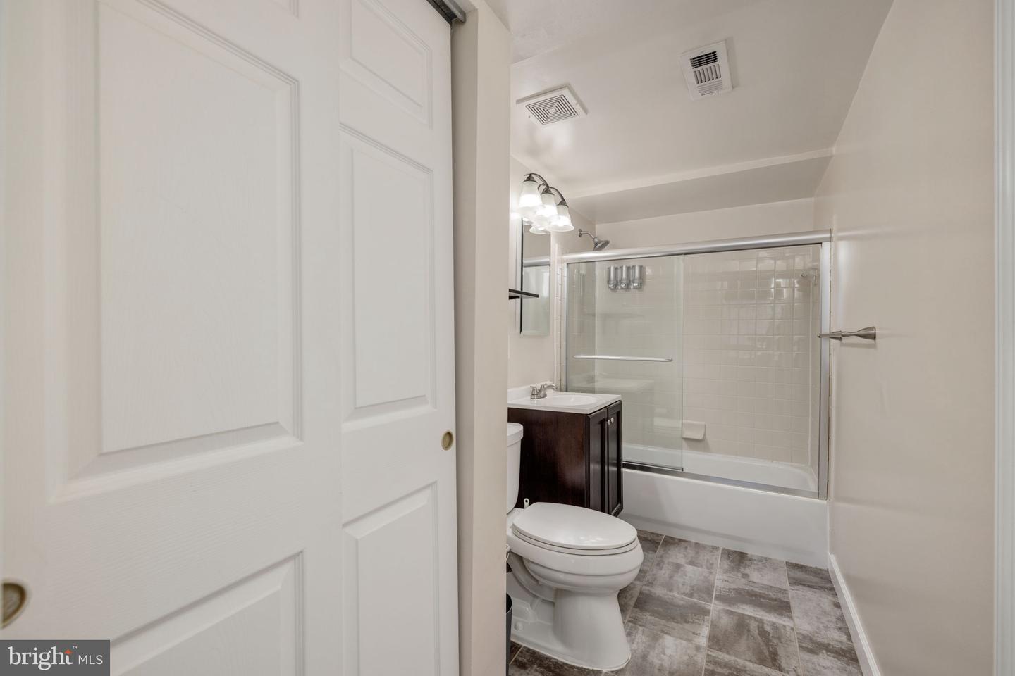 1465-B N VAN DORN ST, ALEXANDRIA, Virginia 22304, 1 Bedroom Bedrooms, ,1 BathroomBathrooms,Residential,For sale,1465-B N VAN DORN ST,VAAX2043696 MLS # VAAX2043696