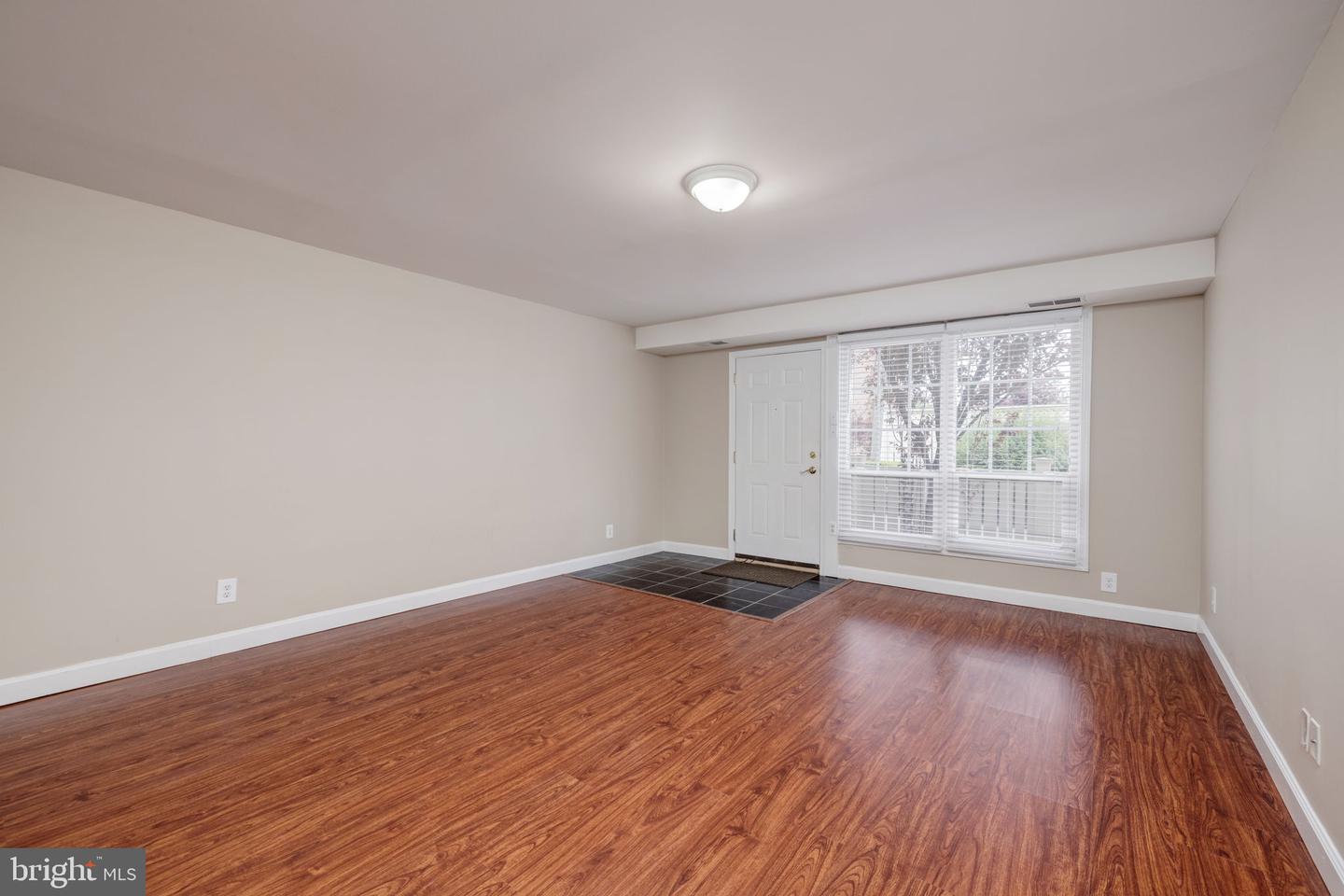 1465-B N VAN DORN ST, ALEXANDRIA, Virginia 22304, 1 Bedroom Bedrooms, ,1 BathroomBathrooms,Residential,For sale,1465-B N VAN DORN ST,VAAX2043696 MLS # VAAX2043696