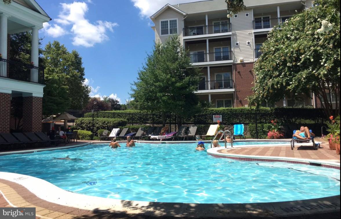 1600 SPRING GATE DR #2112, MCLEAN, Virginia 22102, 1 Bedroom Bedrooms, ,1 BathroomBathrooms,Residential,For sale,1600 SPRING GATE DR #2112,VAFX2231996 MLS # VAFX2231996