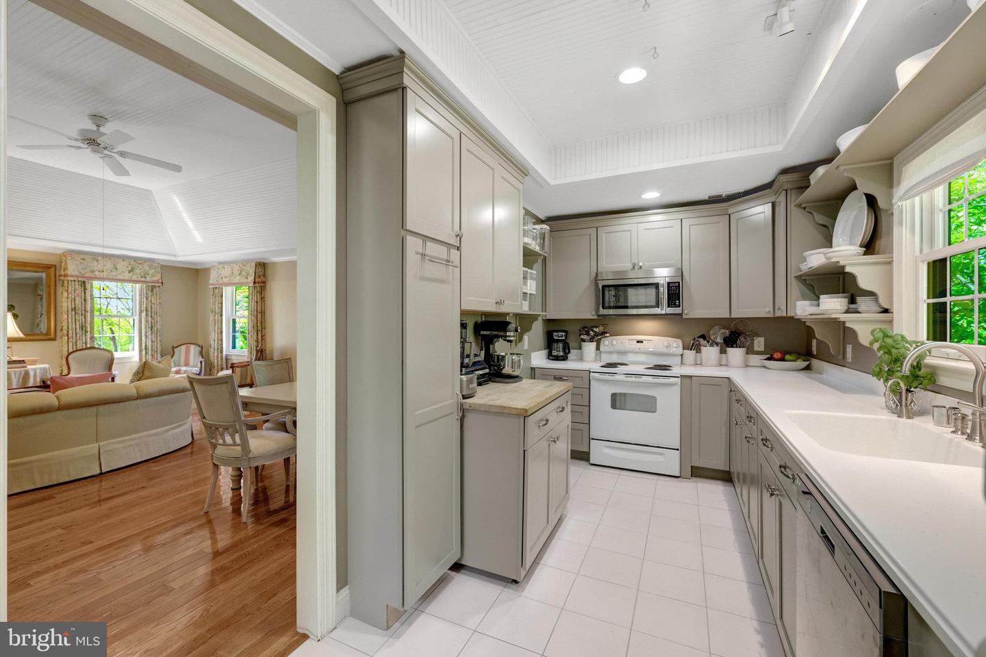 7722 LEE HWY, WARRENTON, Virginia 20186, 4 Bedrooms Bedrooms, ,2 BathroomsBathrooms,Residential,For sale,7722 LEE HWY,VAFQ2016152 MLS # VAFQ2016152