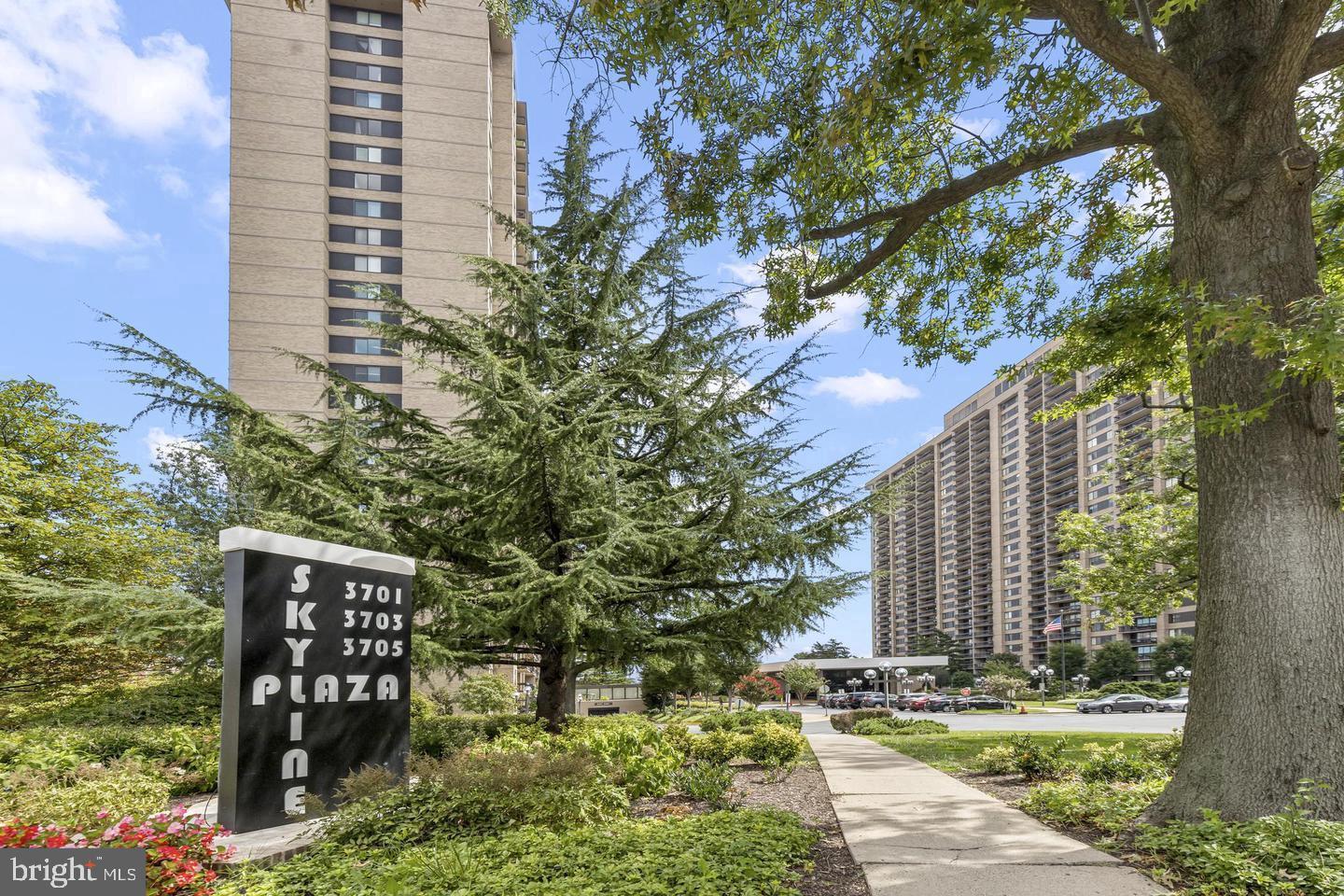 3705 S GEORGE MASON DR #2303S, FALLS CHURCH, Virginia 22041, 1 Bedroom Bedrooms, ,1 BathroomBathrooms,Residential,For sale,3705 S GEORGE MASON DR #2303S,VAFX2232648 MLS # VAFX2232648