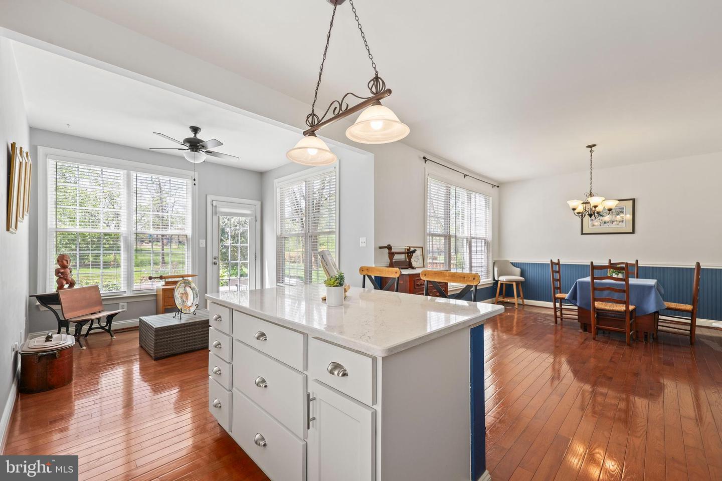 14725 DOGWOOD PARK LN, HAYMARKET, Virginia 20169, 4 Bedrooms Bedrooms, ,2 BathroomsBathrooms,Residential,For sale,14725 DOGWOOD PARK LN,VAPW2091794 MLS # VAPW2091794