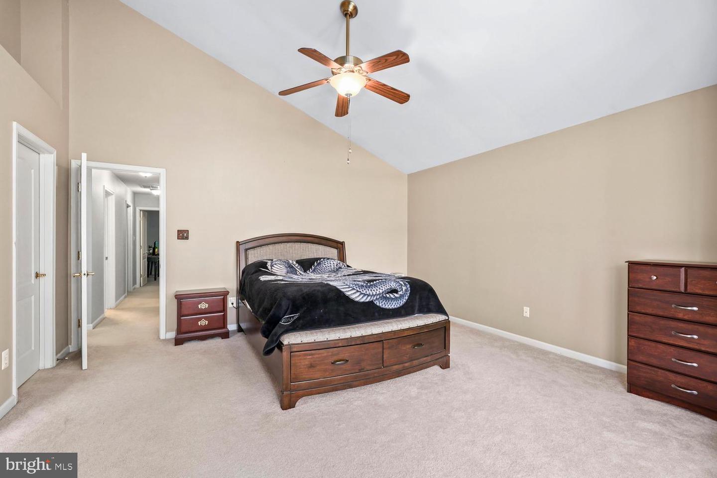 14725 DOGWOOD PARK LN, HAYMARKET, Virginia 20169, 4 Bedrooms Bedrooms, ,2 BathroomsBathrooms,Residential,For sale,14725 DOGWOOD PARK LN,VAPW2091794 MLS # VAPW2091794