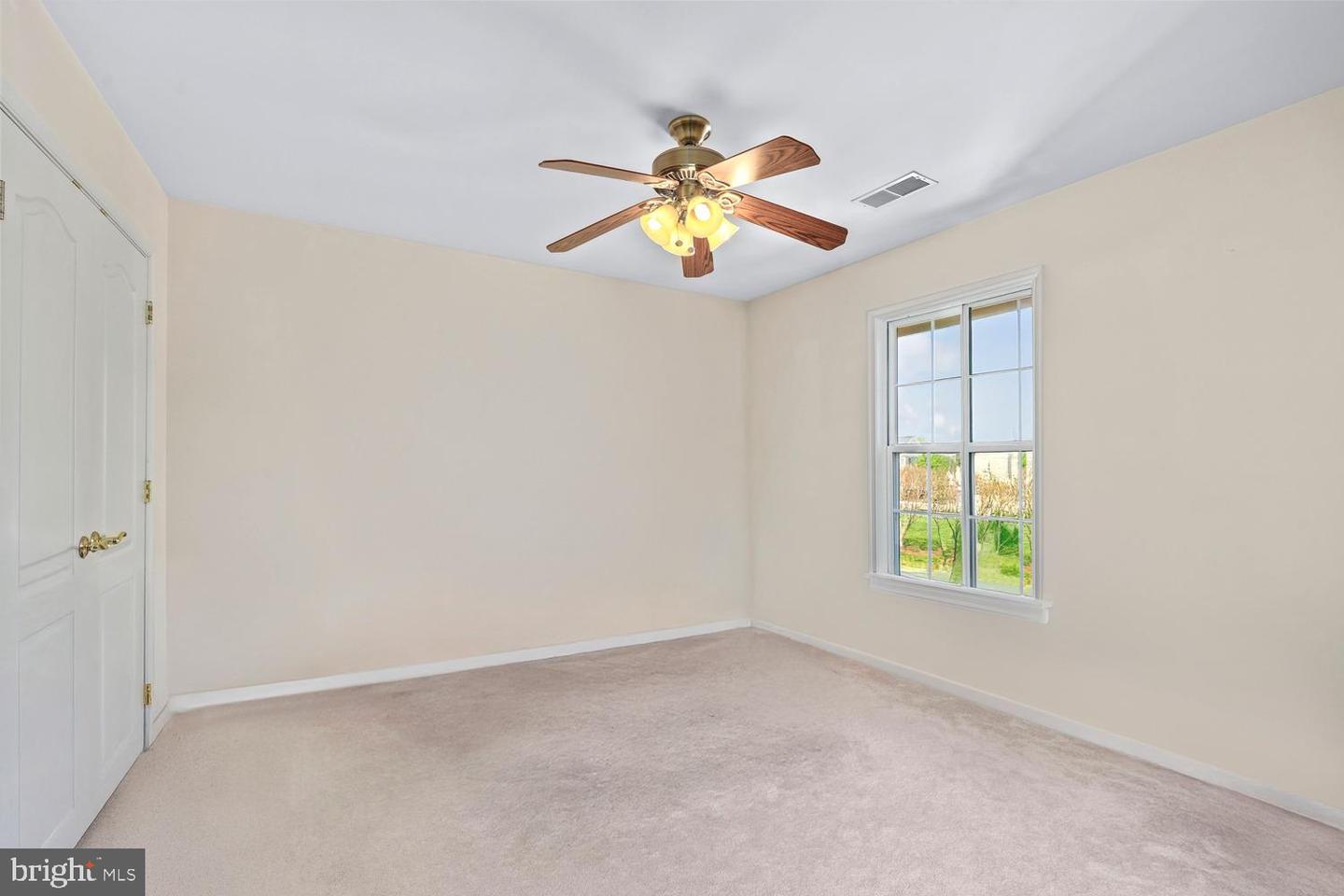 14725 DOGWOOD PARK LN, HAYMARKET, Virginia 20169, 4 Bedrooms Bedrooms, ,2 BathroomsBathrooms,Residential,For sale,14725 DOGWOOD PARK LN,VAPW2091794 MLS # VAPW2091794