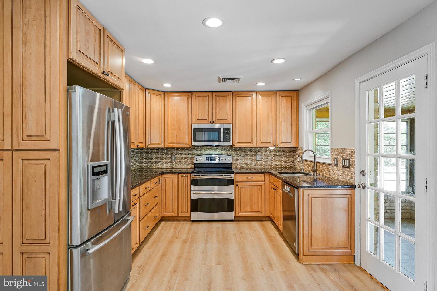 45406 LAKESIDE DR, STERLING, Virginia 20165, 4 Bedrooms Bedrooms, ,3 BathroomsBathrooms,Residential,For sale,45406 LAKESIDE DR,VALO2093846 MLS # VALO2093846