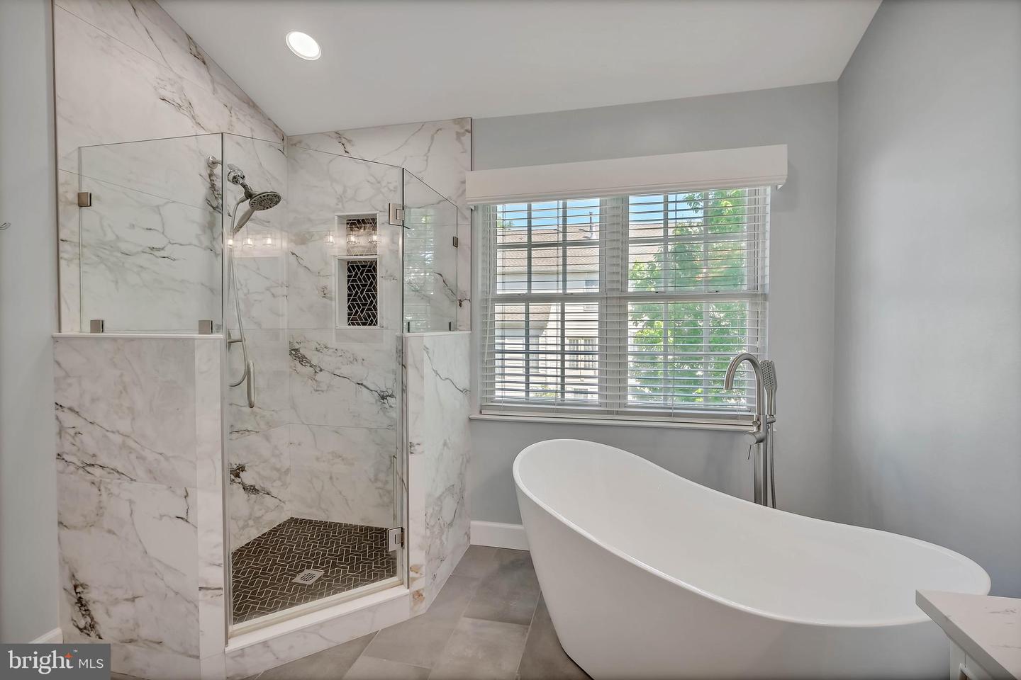 110 CEDARGROVE PL SW, LEESBURG, Virginia 20175, 4 Bedrooms Bedrooms, ,3 BathroomsBathrooms,Residential,For sale,110 CEDARGROVE PL SW,VALO2093954 MLS # VALO2093954