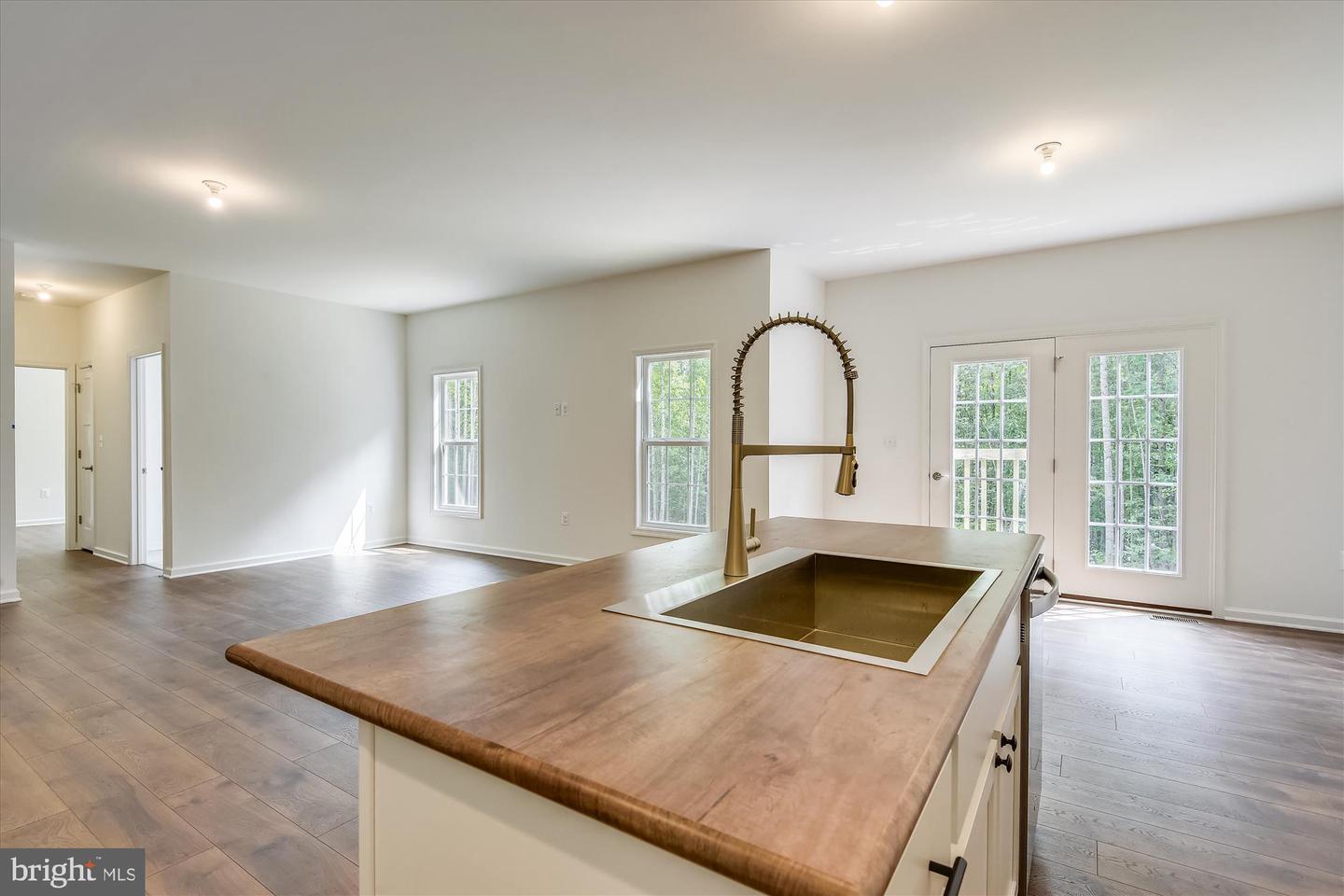 1 AC LOT COURTNEYS CORNER RD, SUMERDUCK, Virginia 22742, 3 Bedrooms Bedrooms, ,2 BathroomsBathrooms,Residential,For sale,1 AC LOT COURTNEYS CORNER RD,VAFQ2016268 MLS # VAFQ2016268