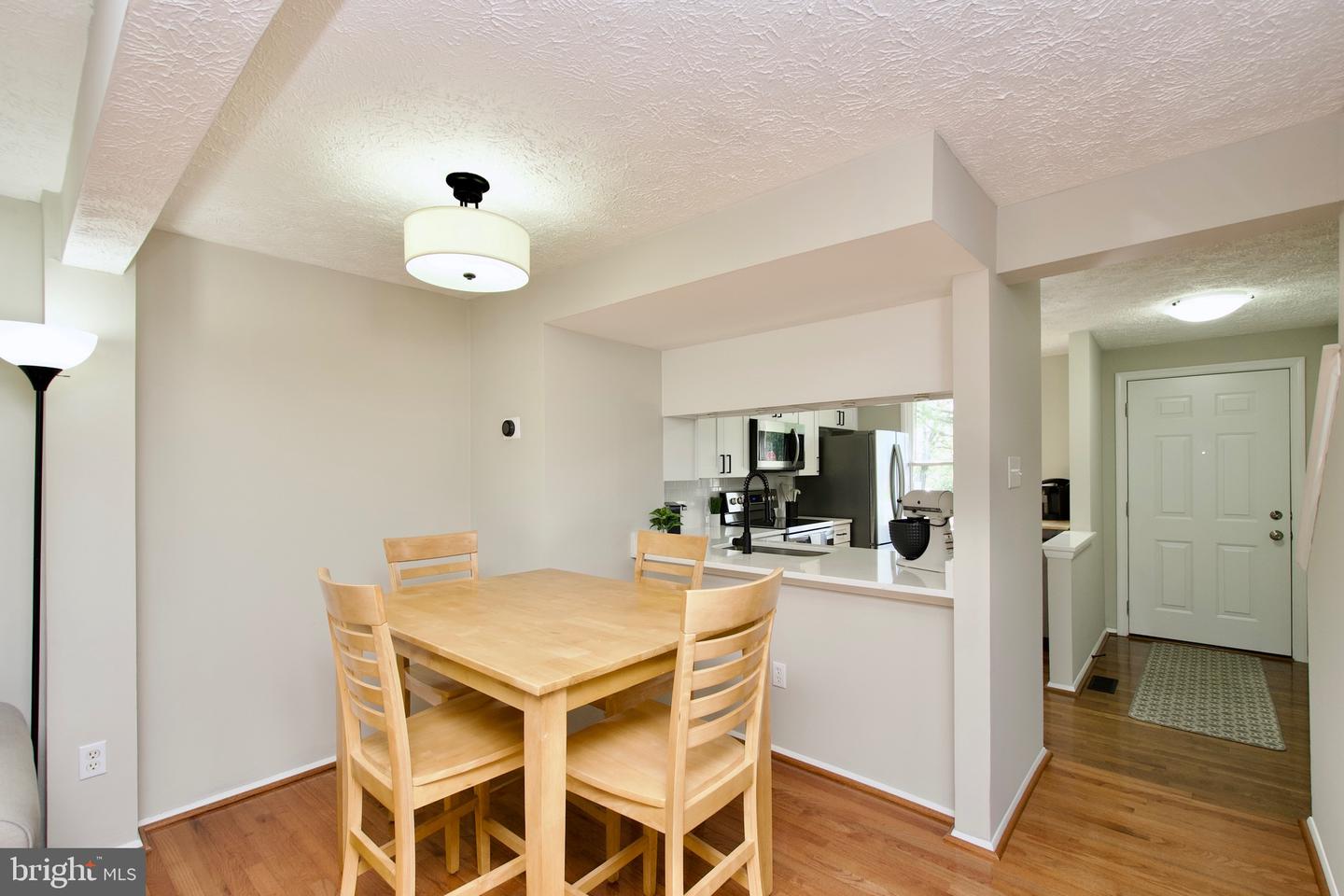 8442 RED EAGLE CT, LORTON, Virginia 22079, 2 Bedrooms Bedrooms, ,2 BathroomsBathrooms,Residential,For sale,8442 RED EAGLE CT,VAFX2234500 MLS # VAFX2234500