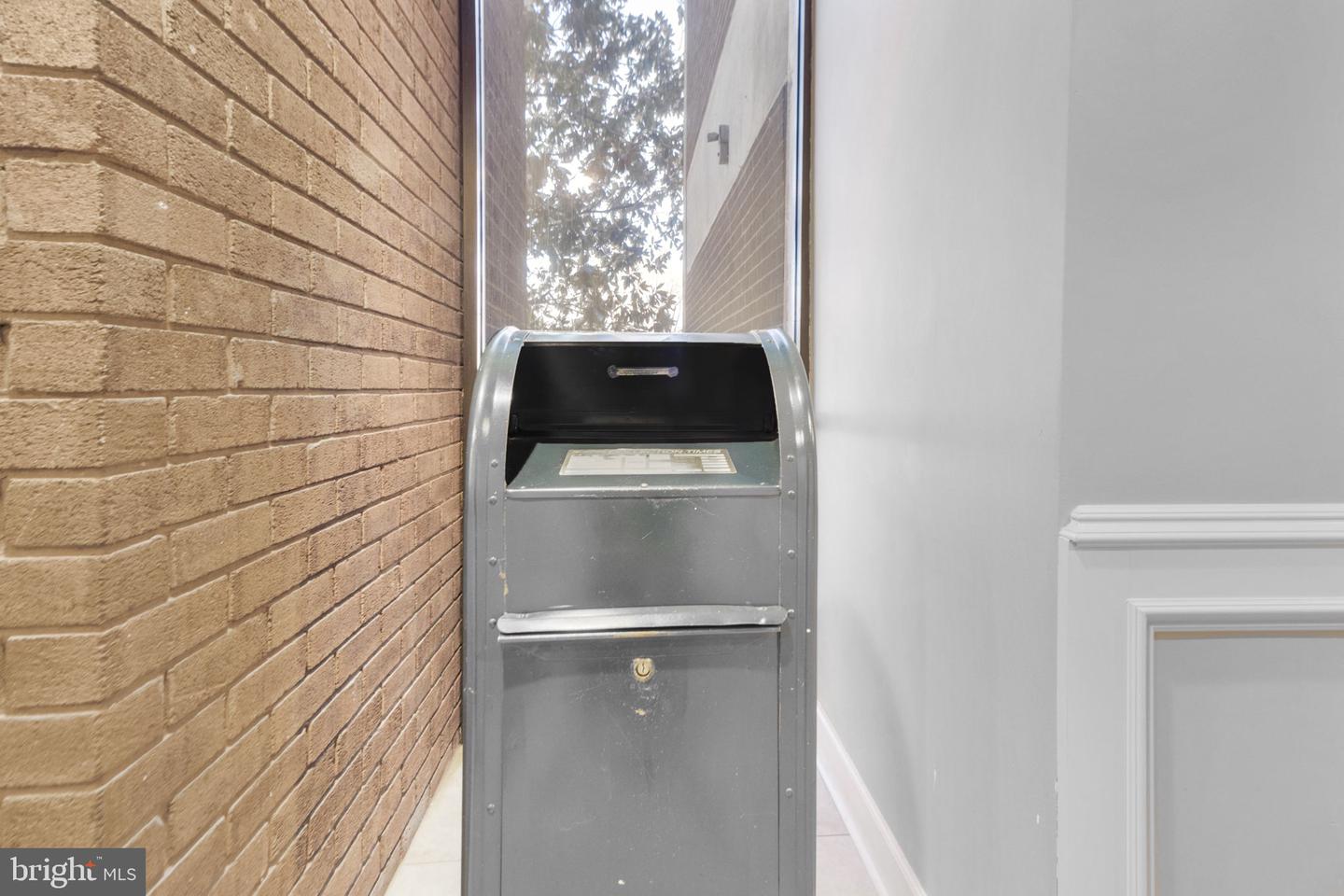 6800 FLEETWOOD RD #1115, MCLEAN, Virginia 22101, 1 Bedroom Bedrooms, ,1 BathroomBathrooms,Residential,For sale,6800 FLEETWOOD RD #1115,VAFX2234552 MLS # VAFX2234552