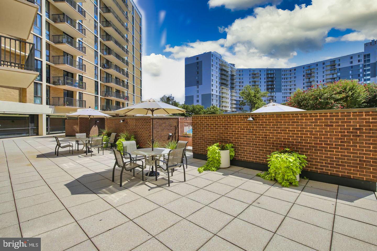 6800 FLEETWOOD RD #1115, MCLEAN, Virginia 22101, 1 Bedroom Bedrooms, ,1 BathroomBathrooms,Residential,For sale,6800 FLEETWOOD RD #1115,VAFX2234552 MLS # VAFX2234552