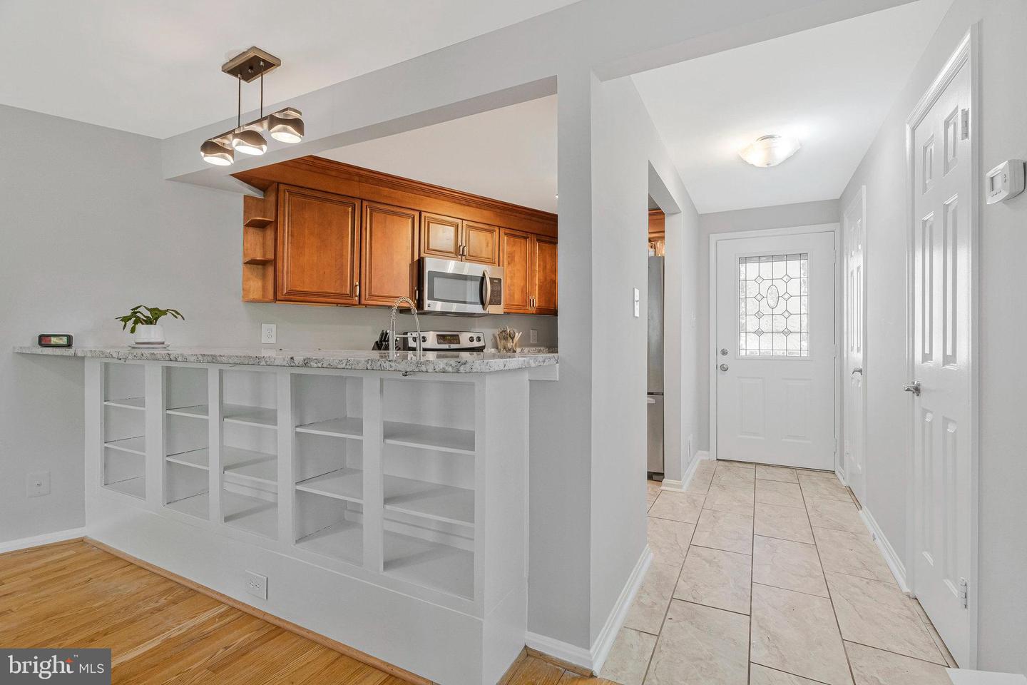 2102 WHISPERWOOD GLEN LN, RESTON, Virginia 20191, 1 Bedroom Bedrooms, ,1 BathroomBathrooms,Residential,For sale,2102 WHISPERWOOD GLEN LN,VAFX2234952 MLS # VAFX2234952