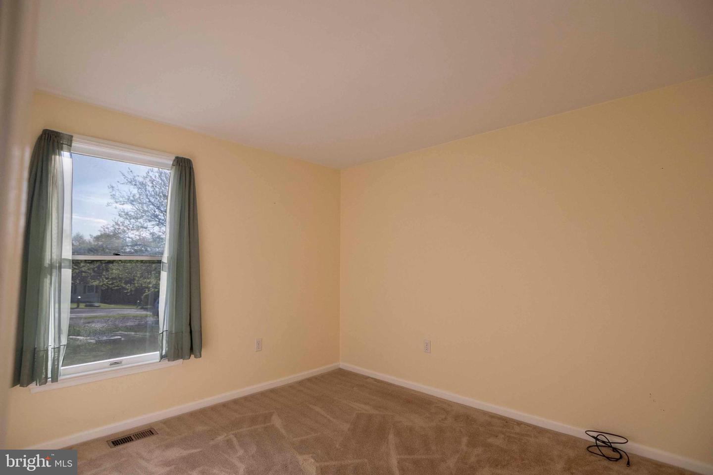 187 JESSICA PL, TOMS BROOK, Virginia 22660, 3 Bedrooms Bedrooms, ,2 BathroomsBathrooms,Residential,For sale,187 JESSICA PL,VASH2011224 MLS # VASH2011224