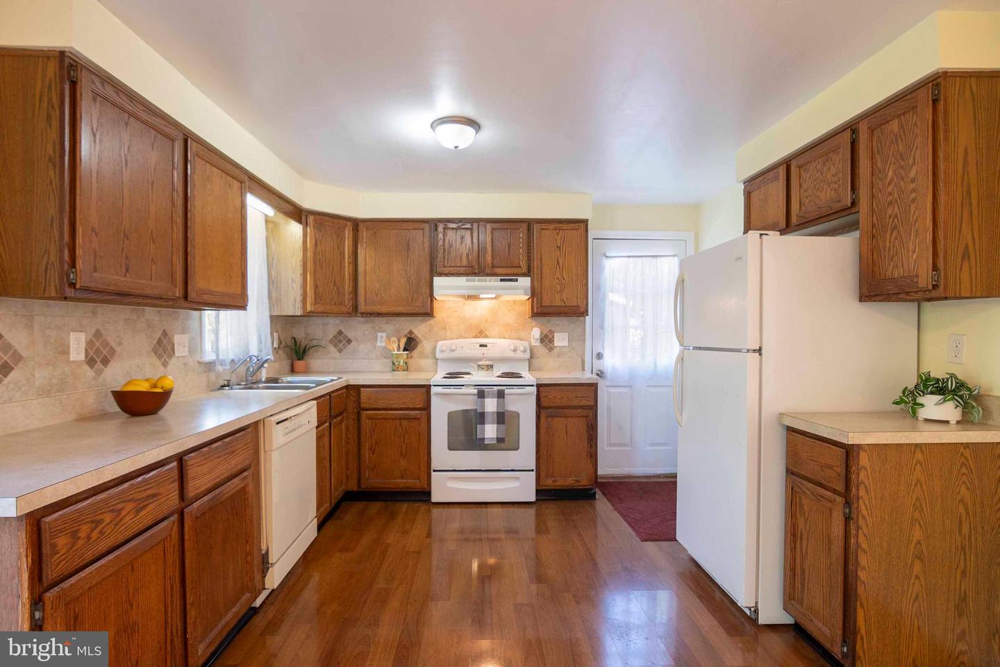 187 JESSICA PL, TOMS BROOK, Virginia 22660, 3 Bedrooms Bedrooms, ,2 BathroomsBathrooms,Residential,For sale,187 JESSICA PL,VASH2011224 MLS # VASH2011224