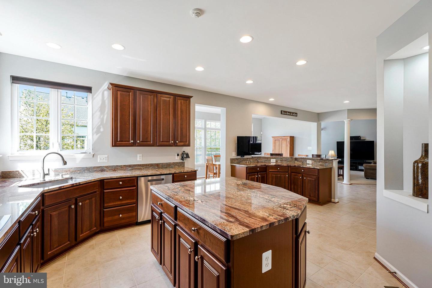 41664 SWEET MADELINE CT, ALDIE, Virginia 20105, 4 Bedrooms Bedrooms, ,4 BathroomsBathrooms,Residential,For sale,41664 SWEET MADELINE CT,VALO2094224 MLS # VALO2094224