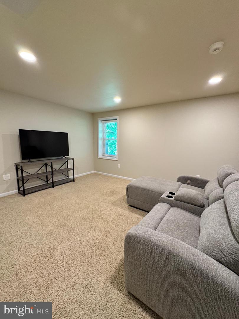 10010 PEPPERMILL CT, FREDERICKSBURG, Virginia 22407, 3 Bedrooms Bedrooms, ,2 BathroomsBathrooms,Residential,For sale,10010 PEPPERMILL CT,VASP2032356 MLS # VASP2032356
