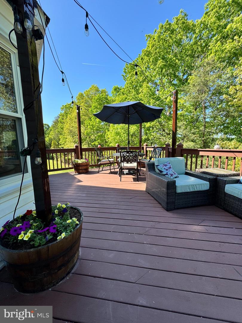 10010 PEPPERMILL CT, FREDERICKSBURG, Virginia 22407, 3 Bedrooms Bedrooms, ,2 BathroomsBathrooms,Residential,For sale,10010 PEPPERMILL CT,VASP2032356 MLS # VASP2032356