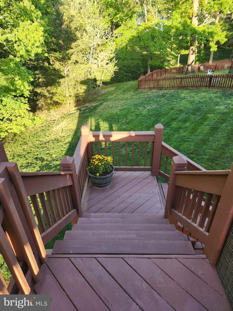 10010 PEPPERMILL CT, FREDERICKSBURG, Virginia 22407, 3 Bedrooms Bedrooms, ,2 BathroomsBathrooms,Residential,For sale,10010 PEPPERMILL CT,VASP2032356 MLS # VASP2032356